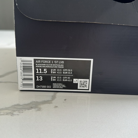 Air Force 1 ‘07 LV8 - Picture 3 of 4